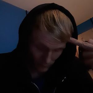 Meet your Posher, Devin